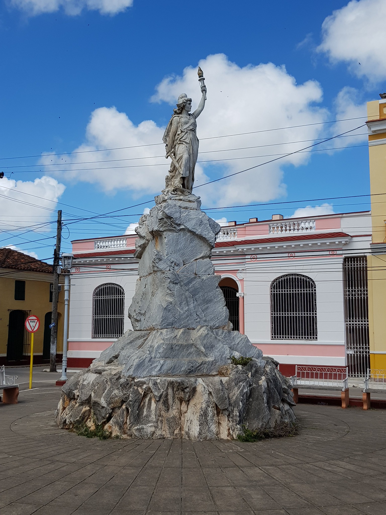 Statue of Liberty of Remedios 16-2-20
