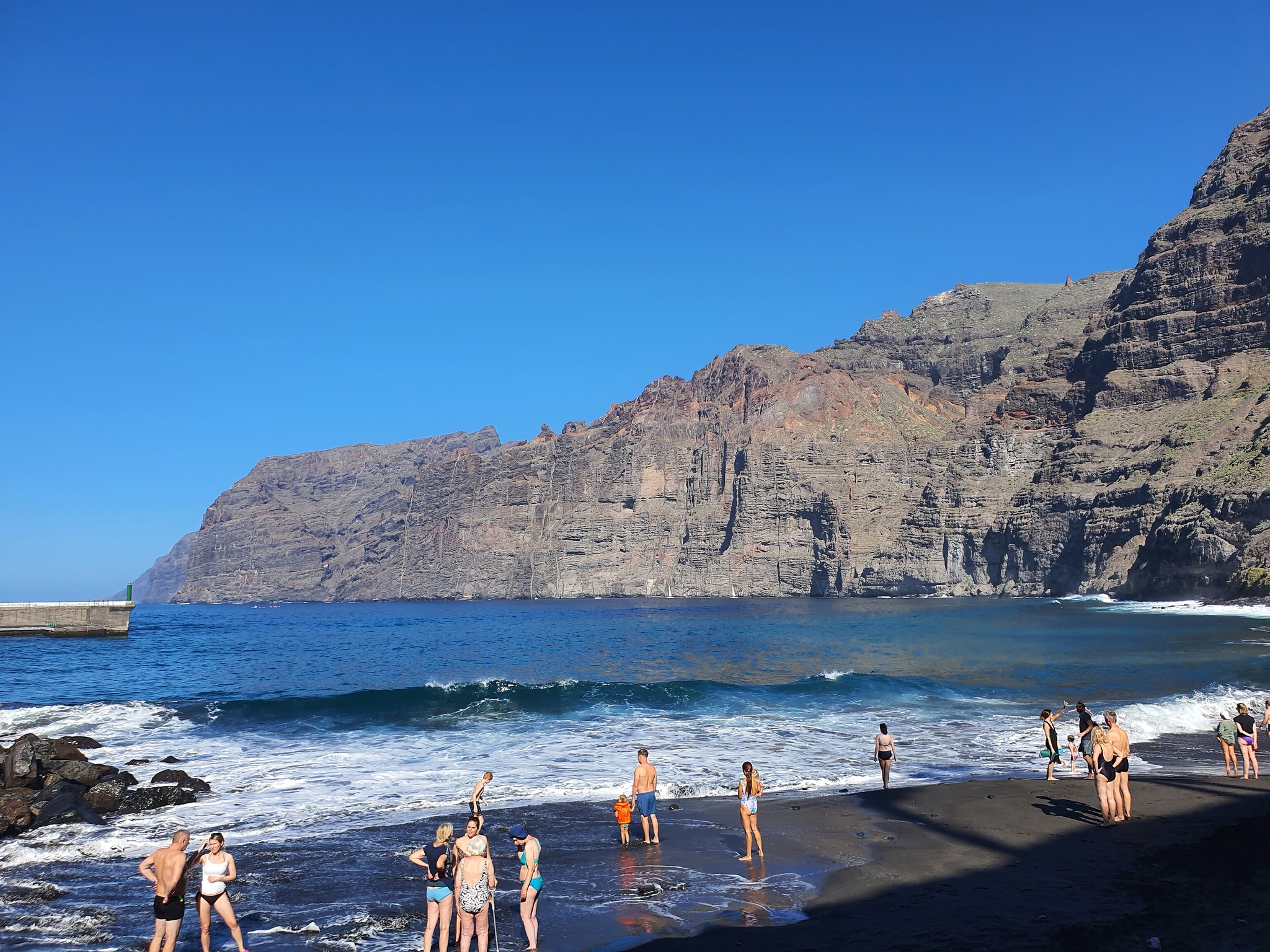 Cliffs Los Gigantes 22-12-22